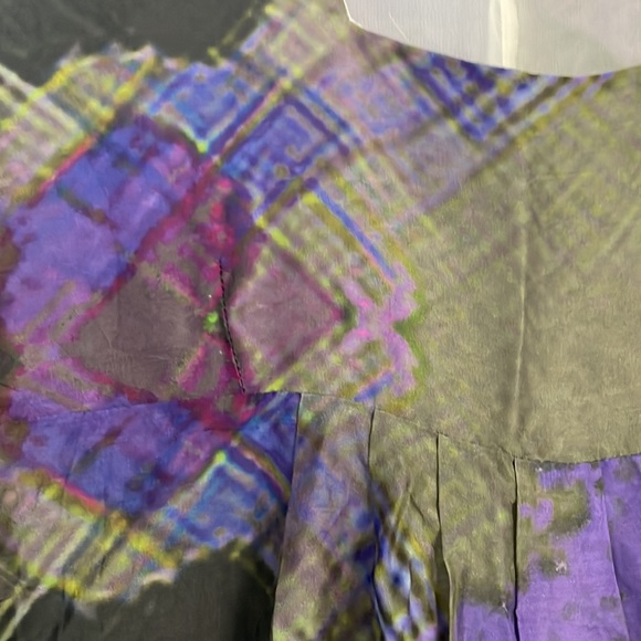 Aoyama Itchome silk scoop neck a-line dress with various scale like print - Picture 6 of 11